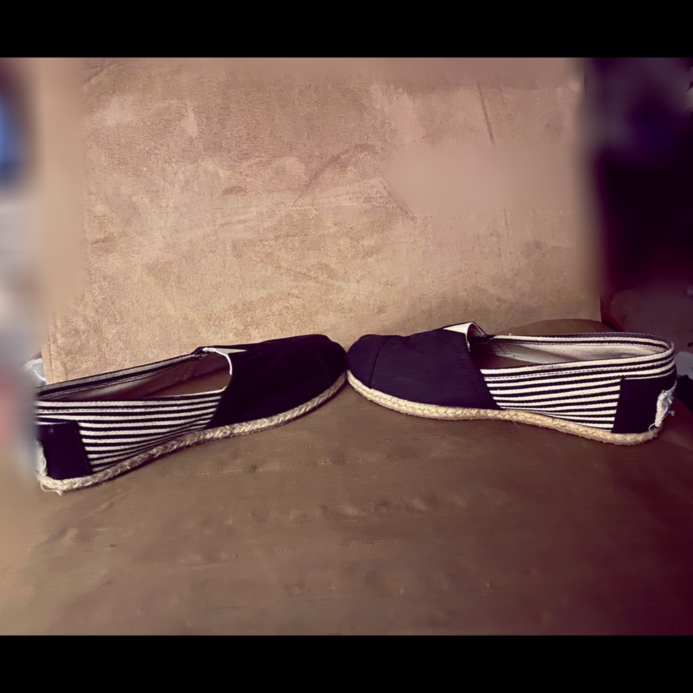 Toms